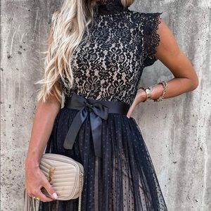 Lace midi dress
